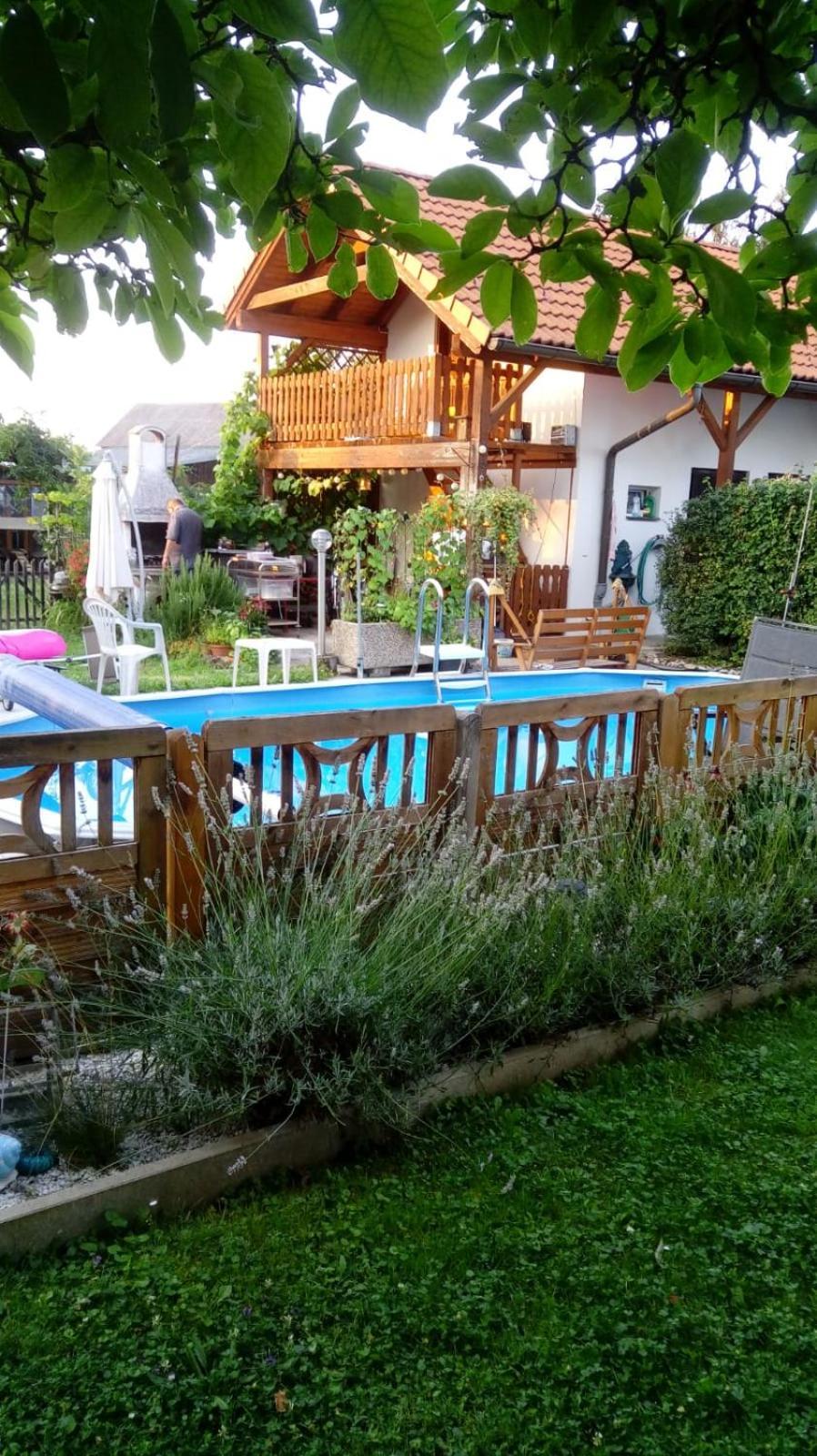 Fruehstueckspension Sterr Strebersdorf ภายนอก รูปภาพ