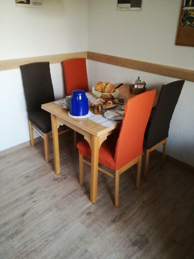 Fruehstueckspension Sterr Strebersdorf ภายนอก รูปภาพ
